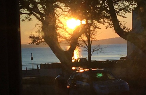 James Bay Cottage | Private Perch in Paradise. Steps to Ocean