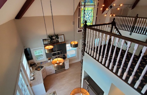 Rockville Centre House | Private Pool House with Loft Arrangement Walking distance to town!