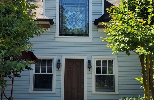 Rockville Centre House | Private Pool House with Loft Arrangement Walking distance to town!