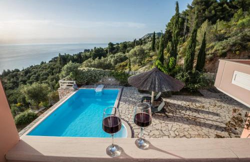 Evgiros Villa | Private, pool, sunsets, beaches, amenities - Eleni