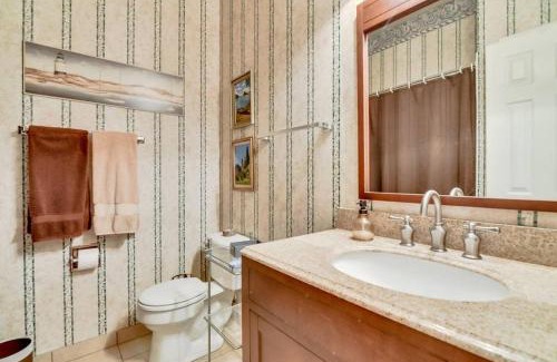 South Arlington House | PRIVATE POOL w/Full Amenities by BLD & Joe Pool LK