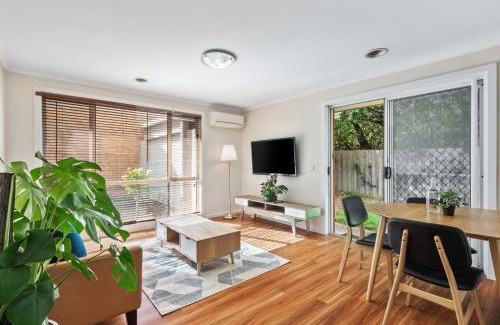Clayton House | PRIVATE ROOM 4 and PRIVATE ROOM 5 beside Monash University in Clayton