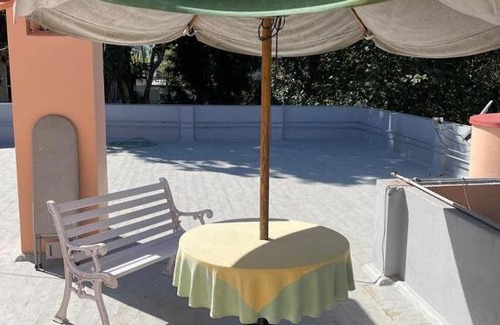 Bullawala House | Private room with a view