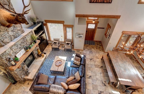 Warrior's Mark West House | Private Ski Home with 3 King 6 Queen Beds Ski In Out and Free Shuttle