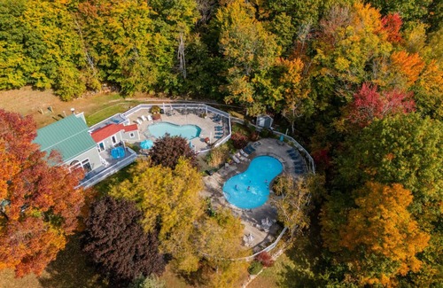 Bartlett Condo | Private Spacious 3 bed Condo in Nordic Village