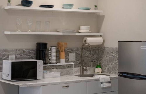 Azalea Park Apartment | Private Studio near parks & DNTN