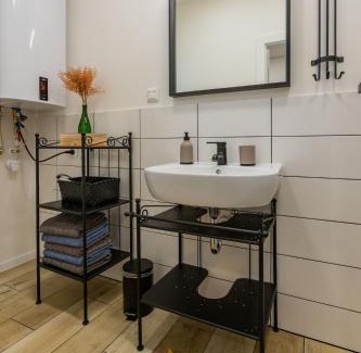 Zvolen Apartment | Private Sunny Apt With Free Parking 24-7 self check-in