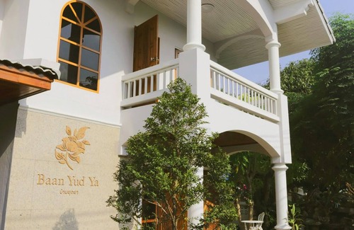 Ayutthaya House | Private garden view house near famous temple