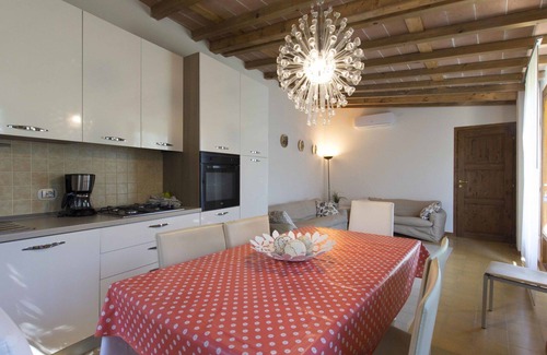 Pieve a Nievole Villa | Private Villa with A/C, internet, private pool, hot tub, TV, patio, pets allowed, panoramic view