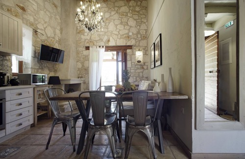 Vasilikos Villa | PRIVATE VILLA 2 BEDROOMS, 3 MIN WALKING TO THE BEACH & sea VEW & POOL & SPA