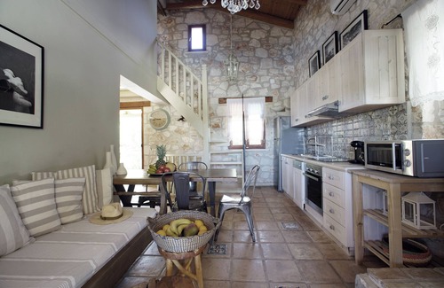 Vasilikos Villa | PRIVATE VILLA 2 BEDROOMS, 3 MIN WALKING TO THE BEACH & sea VEW & POOL & SPA