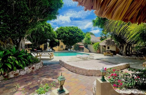 Lagun Villa | Private Villa at Playa Lagun, snorkelling and diving paradise