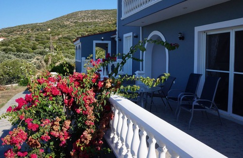 Samos Villa | Private villa in Samos with large pool situated between Samos & Pythagorio