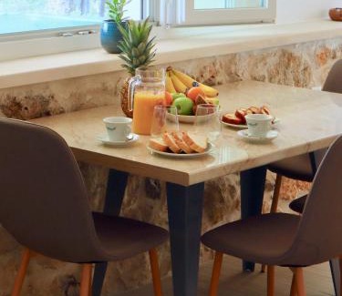 Corfu Town Villa | Private Villa Maothis