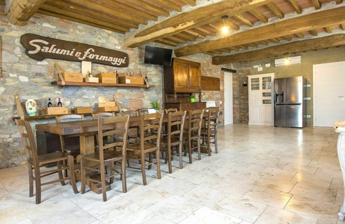 Colle di Compito Villa | Private Villa with private pool, A/C, WIFI, TV, terrace, pets allowed, panoramic view, parking