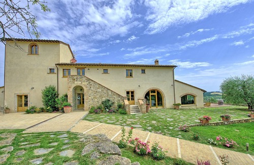 Sarteano Villa | Private Villa with private pool, WIFI, sauna, A/C, TV, panoramic view, close to Montepulciano