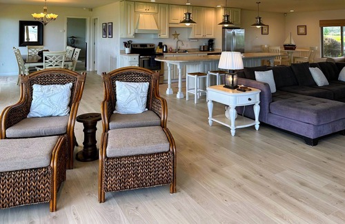 Fort Bragg House | Private Waterfront Home with Private Hot Tub and Central Heat - Walk to Ocean