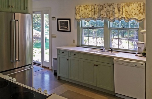 South Orleans House | PRIVATE WATERFRONT on Pleasant Bay. Perfect for families