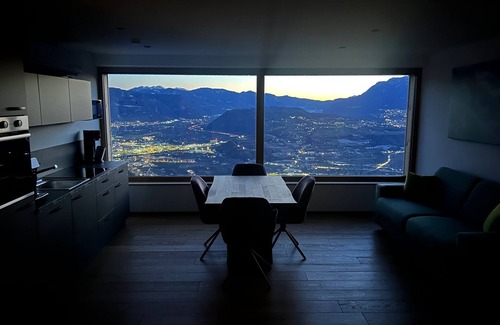 San Genesio Atesino Apartment | Private whirlpool with counter-current system and private sauna invite to relax