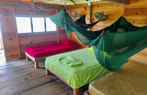 Carti Tupile Hotel | Private wood Cabins on San Blas island - private bathroom