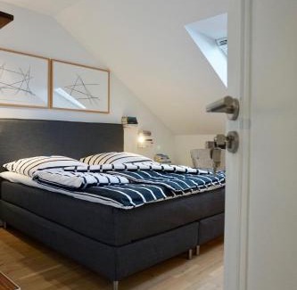 Gerresheim Apartment | Privatzimmer Schönfelder