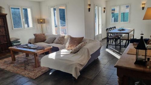 Aspremont Apartment | Proche Nice 3 pièces de charme Aspremont village