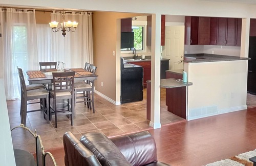 Pitt Meadows House | Property in Pitt Meadows.Private Upper-level house 3BR/1.5BA with a huge patio
