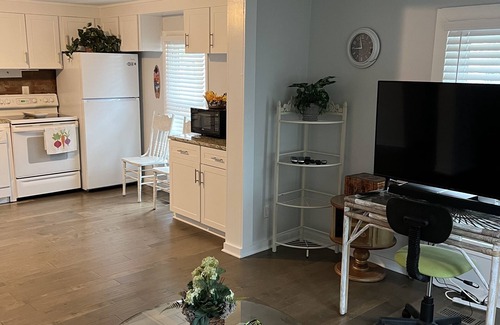 Wilmington Beach Cottage | Property is 4 blocks from ocean measuring 1500 ft to the ocean 1 mile boardwalk