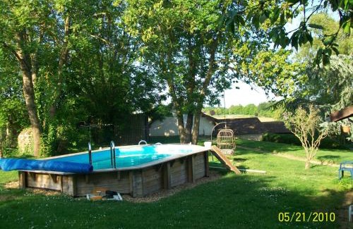 La Bazoge House | Propriété 15mn du circuit des 24h, avec piscine, parking privé