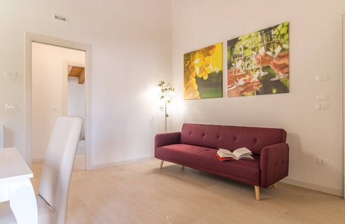 Cimadolmo Apartment | Prosecco is a spacious and sunny apartment