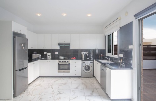 Protaras Cottage | Protaras Holiday Villa GD42 - a villa that sleeps 6 guests in 3 bedrooms