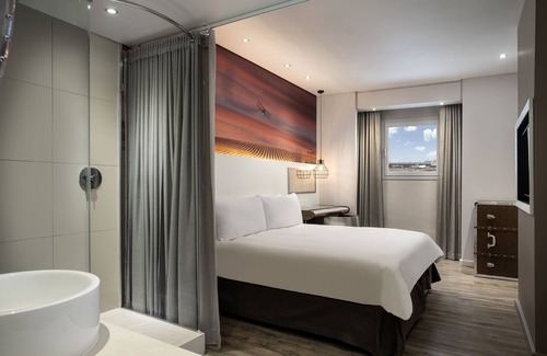 Kempton Park Hotel | Protea Hotel by Marriott O.R. Tambo Airport