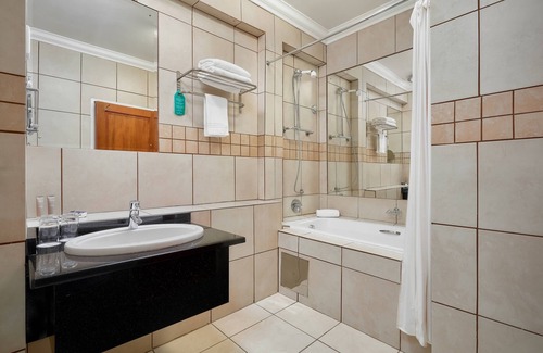 Klerksdorp Hotel | Protea Hotel by Marriott Klerksdorp