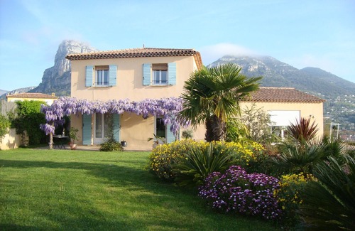 La Gaude Villa | Provencal villa with swimming pool on the heights of Nice with panoramic view