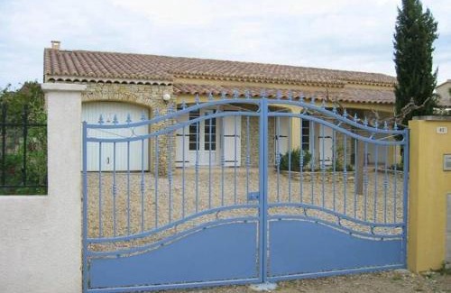 Caromb Villa | Provence Vaucluse Ventoux Villa Caromb