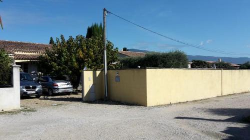 Caromb Villa | Provence Vaucluse Ventoux Villa Caromb