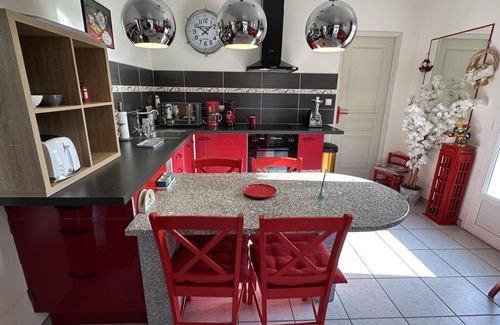 Saint-Vincent-de-Paul House | Prune - St-vincent-de-paul
