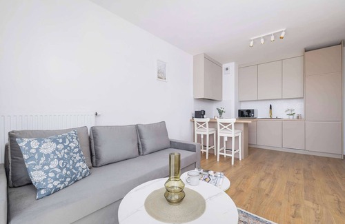 Wola Duchacka Apartment | Przyjaźni Polsko-Węgierskiej 4A Apartment |Balcony