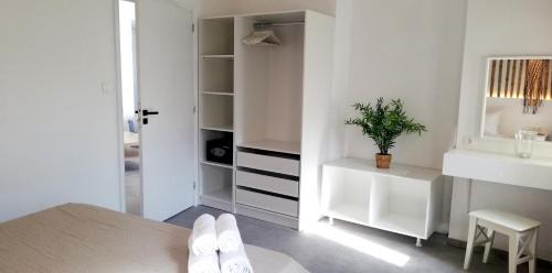 Psathi Apartment | PS House Kimolos - Ps Rental