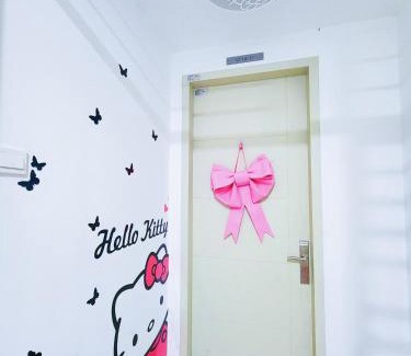 Puchong Apartment | Puchong HELLO KITTY Fully Air-Con Suite 47130 Puchong