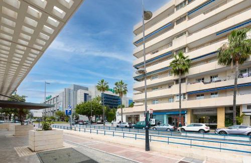 Puerto Banus Apartment | Puerto Banus, Marina Banus, 2BR, 2BTH, pool, parking, Marbella, 2H