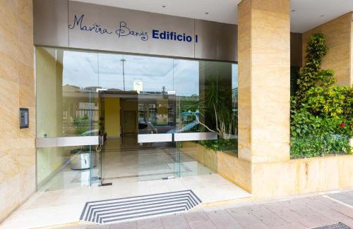 Puerto Banus Apartment | Puerto Banus, Marina Banus, 2BR, 2BTH, pool, parking, Marbella, 2H