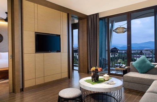 Jinghong Hotel | Pullman Resort Xishuangbanna