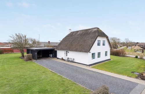 Ballum House | "Pulmu" - 1.2km from the sea by Interhome