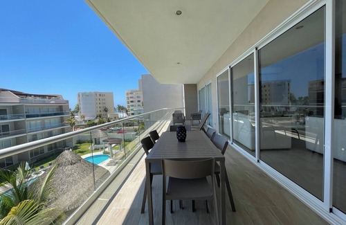 Puente del Mar Apartment | Punta Arena - Beach - Pool - WiFi - Jacuzzi