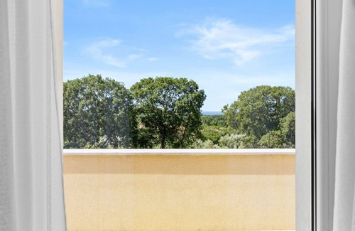 Golas House | Pure relaxation - villa with pool for 6 persons