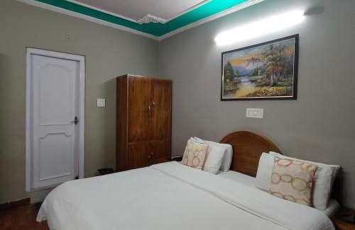 McLeod Ganj Bed & Breakfast | Pure Veg Snow Crest Inn