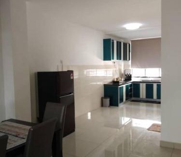 Bandar Penawar Apartment | Puteri Desaru Homestay