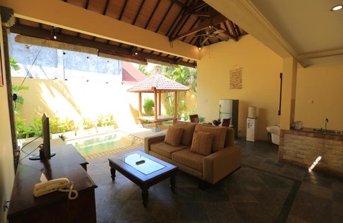 Sunset Road Villa | Putri Bali Villa