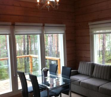 Kuhmoinen House | Pyhäjärven Lomakylä